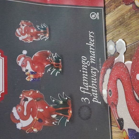 3 Christmas Flamingo Pathway Markers Light Up with Ground Stakes New in Box - Picture 1 of 8
